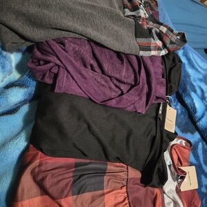 BloomChic Black and Purple Mixed Tops Bundle